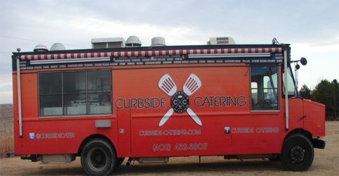 PlatteInstitute's tweet image. Food trucks like Luke&apos;s can help #LNK budget if the city lets them work. #CurbsideCatering bit.ly/262GBj6