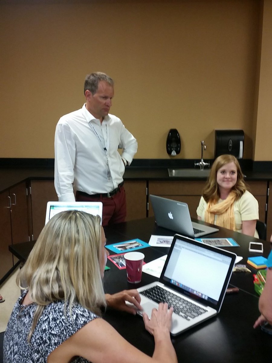 STEMEquityNow's tweet photo. Russell Loucks inspiring others in Innovative and Authentic Learning Experiences @DCSD_PD #DCSDTSWS https://t.co/4YfEICEuMK