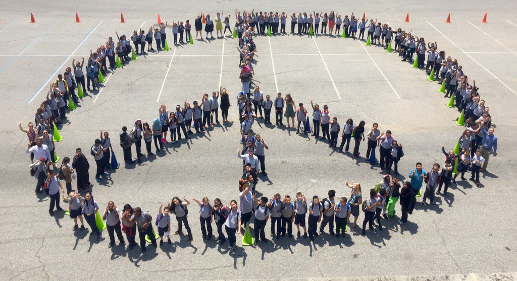 <a href="/MasteryThomasEl/">Mastery Thomas Elem.</a> send Peace from Philly to Orlando. #Orlando