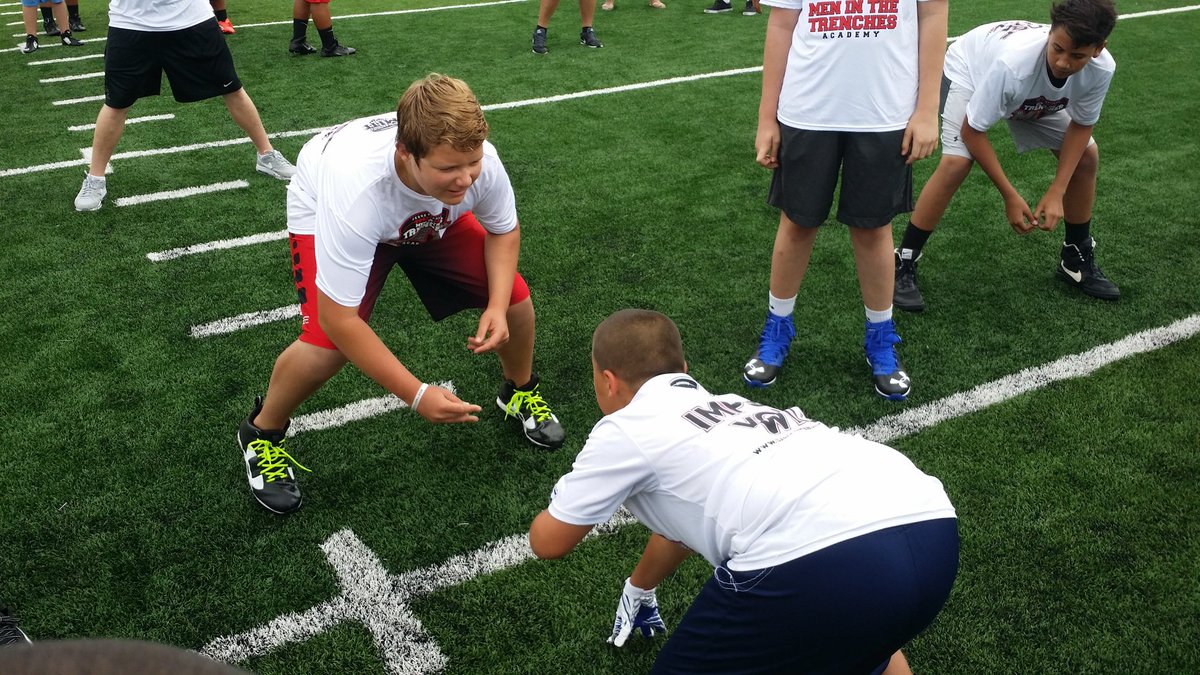 Registration DEADLINE Sat. 830a during <a href="/sapoluMITT/">Men In The Trenches</a> at Edison HS. 1st Youth <a href="/SuperLinemen/">Super Linemen 5v5</a> League for 6th-8th graders!