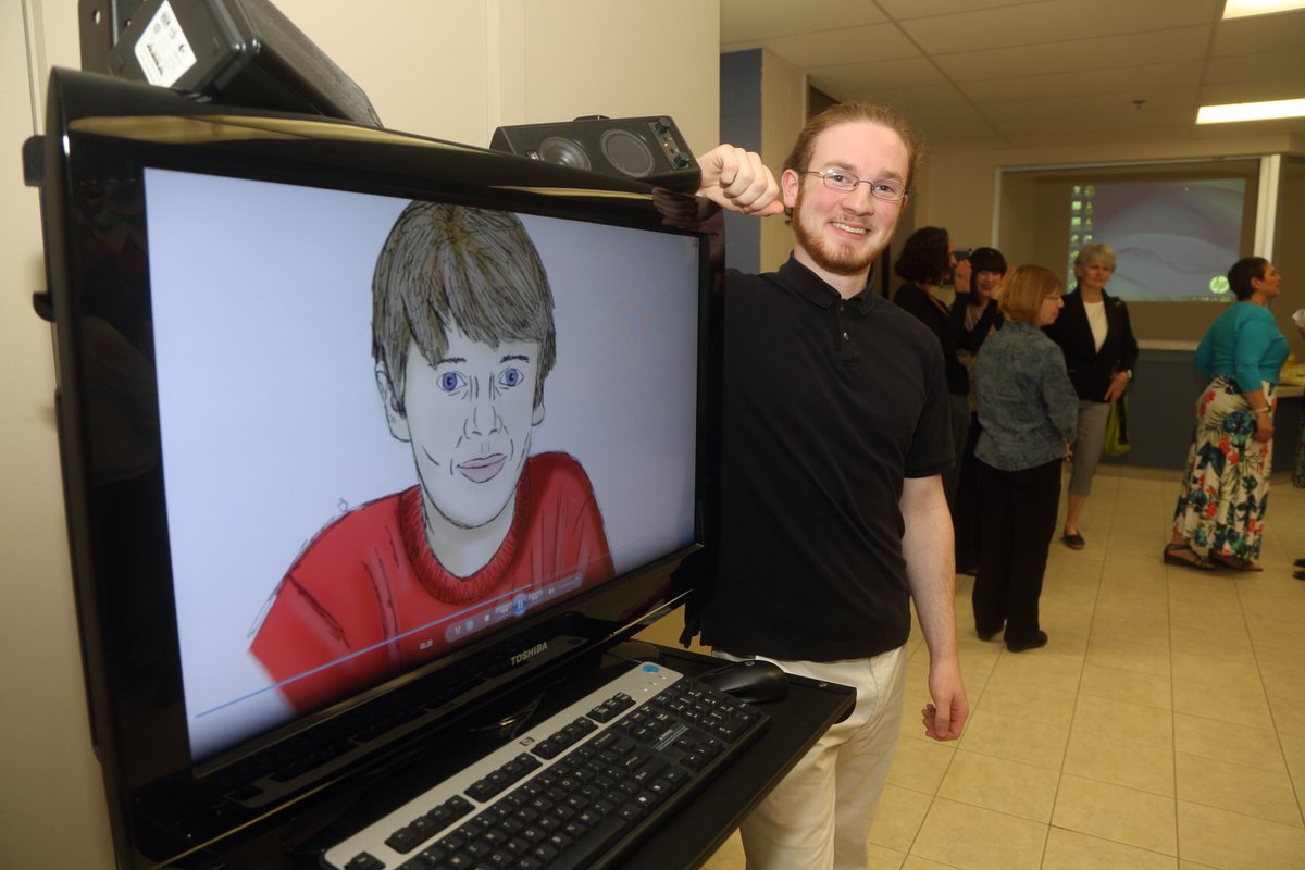 Congrats Carter Thurber @ICSinTCRSB on $1500 deGarthe Art Scholarship! youtube.com/user/CarCrashc…,  #NSscholars