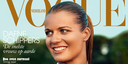 Golden Girl! Topatlete <a href="/dafneschippers/">Dafne</a> schittert op de cover van ons juli/augustus nummer: vogue.nl/hj68f6xw8