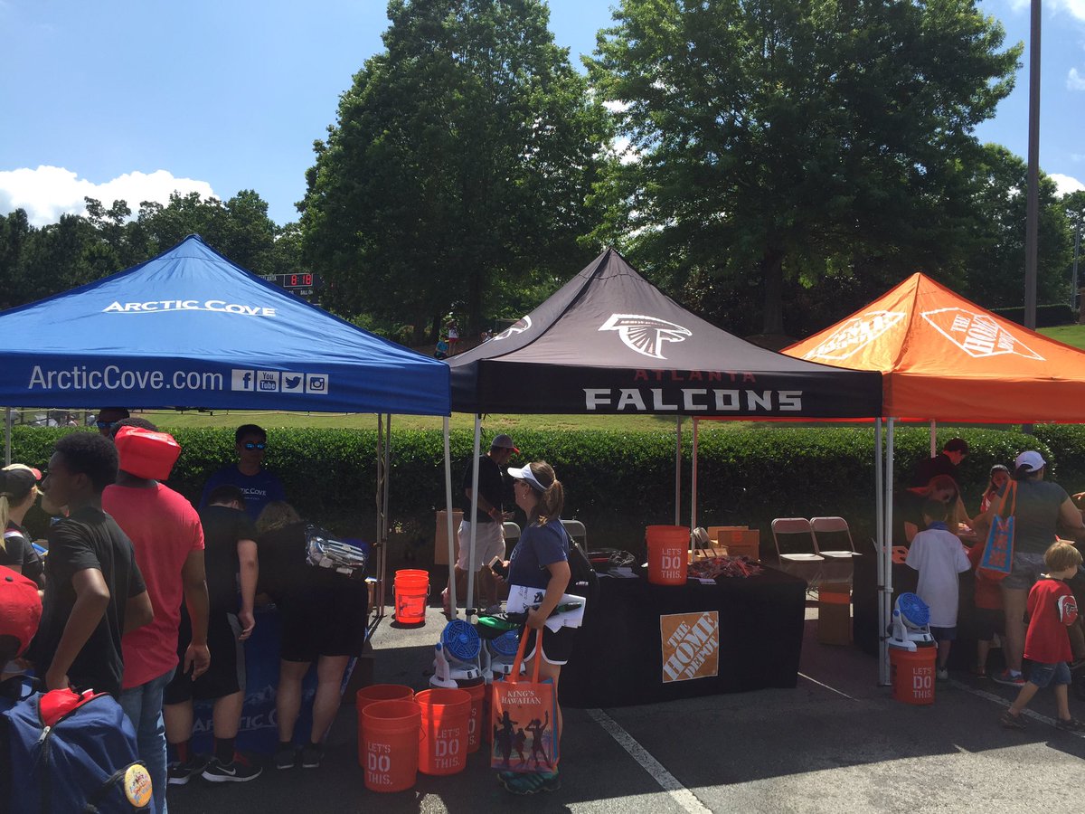 ToolboyQ's tweet photo. Great partnerships!! @ArcticCove @AtlantaFalcons @HomeDepot #EssenceofCool #RiseUp #letsdothis https://t.co/cXrFvEqzMz
