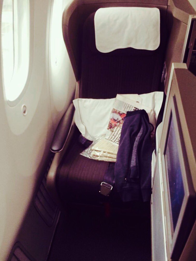 DaddyDouble's tweet image. Credit where it's due, last night EWR-LHR with @British_Airways was fantastic, slept all the way home. #perfect