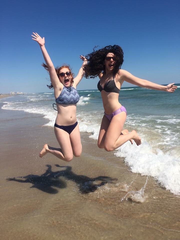 SamClay23's tweet photo. Happy birthday Em! Whether it's in the stands, at the beach, FCA, or a mountaintop, life's been better with you 😘😘 https://t.co/P7lJ3aWboh