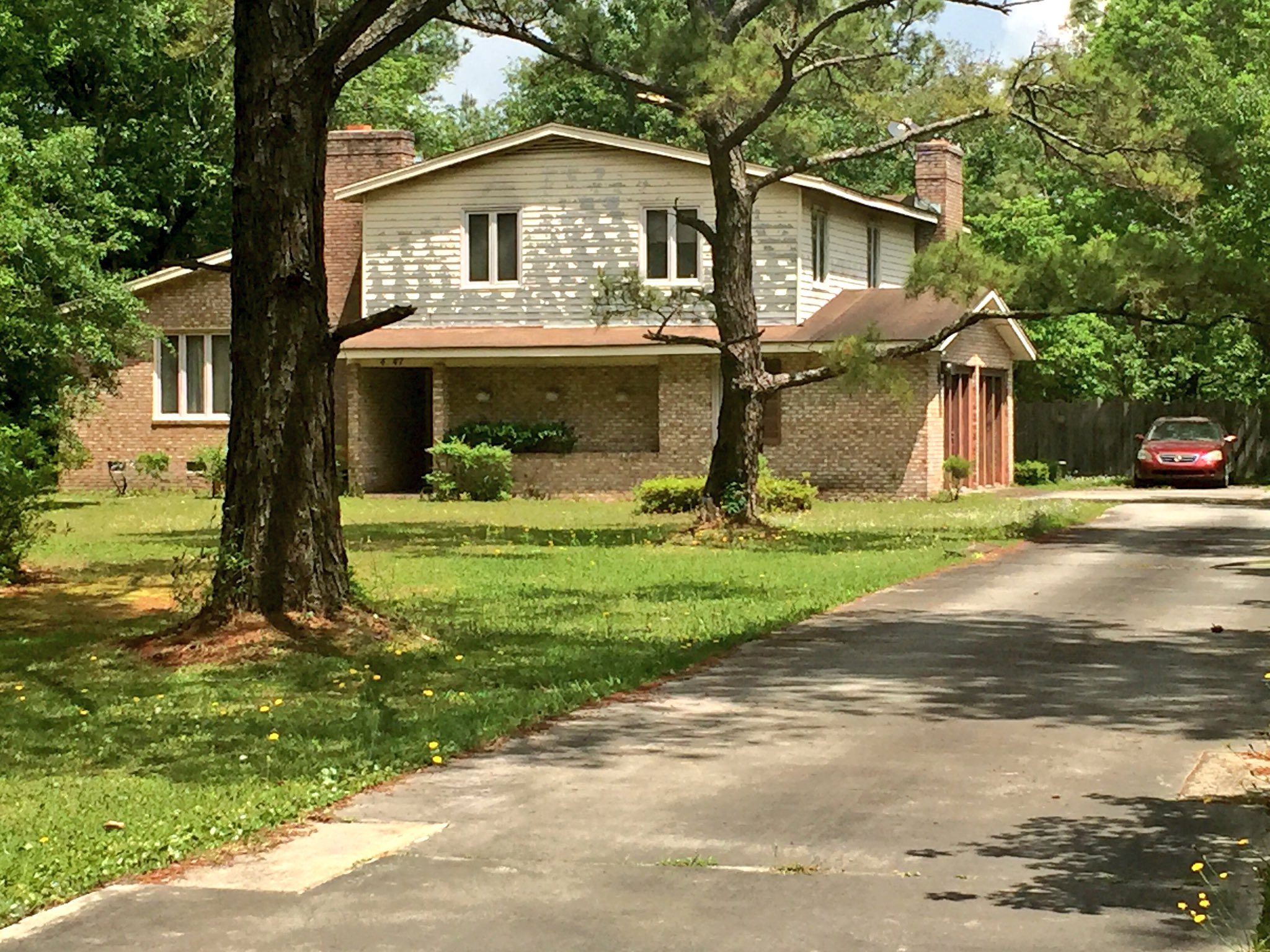 Chicago History ™️ no Twitter: "This was the childhood home of Michael Jordan. located in Wilmington, Carolina. / Twitter
