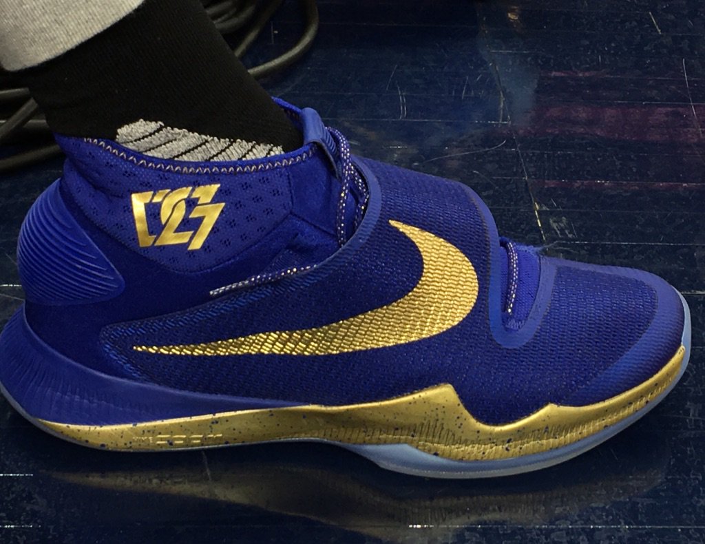 NBA's tweet photo. 👀 @money23green's #NBAKicks at today's @warriors #NBAFinals practice! https://t.co/RjioS2CC73
