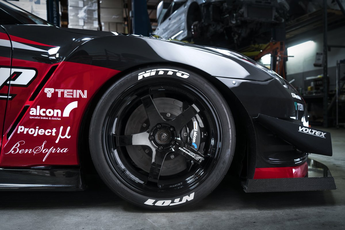 Nissan's tweet photo. Meet the @EvasiveMtrsprts 725HP #OMGTR. #NittoTire #NT01 #GTChannel #TunerClub: https://t.co/bnBIu1fcqO https://t.co/r3LUInhZ6h