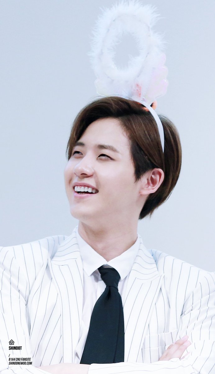 shin_dot's tweet photo. 신우의 26번째 생일을 축하합니다>_<♥ #HAPPYCNUDAY #인간적으로갓신우생축 #태어나줘서고마워신우야 https://t.co/ufFJ1k1q14