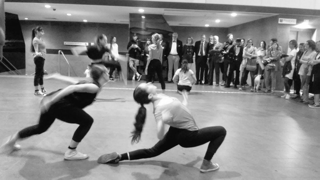 Lucia_Geremia's tweet photo. La #cultura corre in #metro con la nuova #MovingCultureBox! 😊 @Moving_Culture @metro_brescia https://t.co/Zg7kCeKi8W