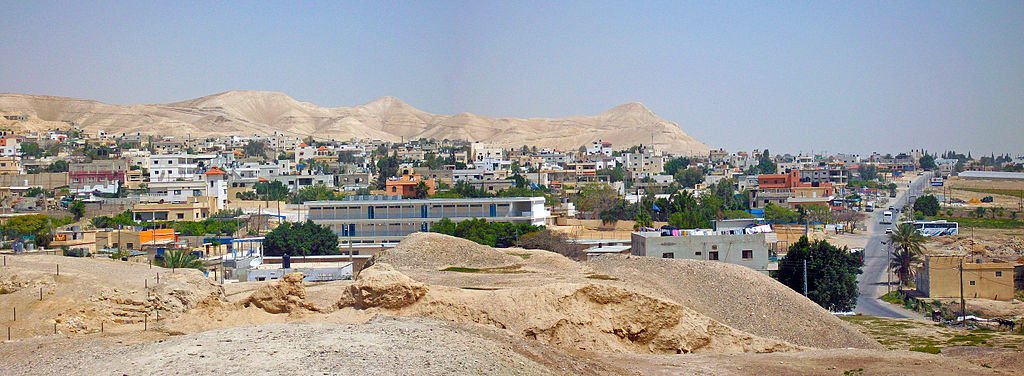 BuildTailormade's tweet photo. Think #HenleyonThames has been around a while? This is the world's oldest city #Jericho in Palestine 11,000 yrs old! https://t.co/G1wj2KnMmn
