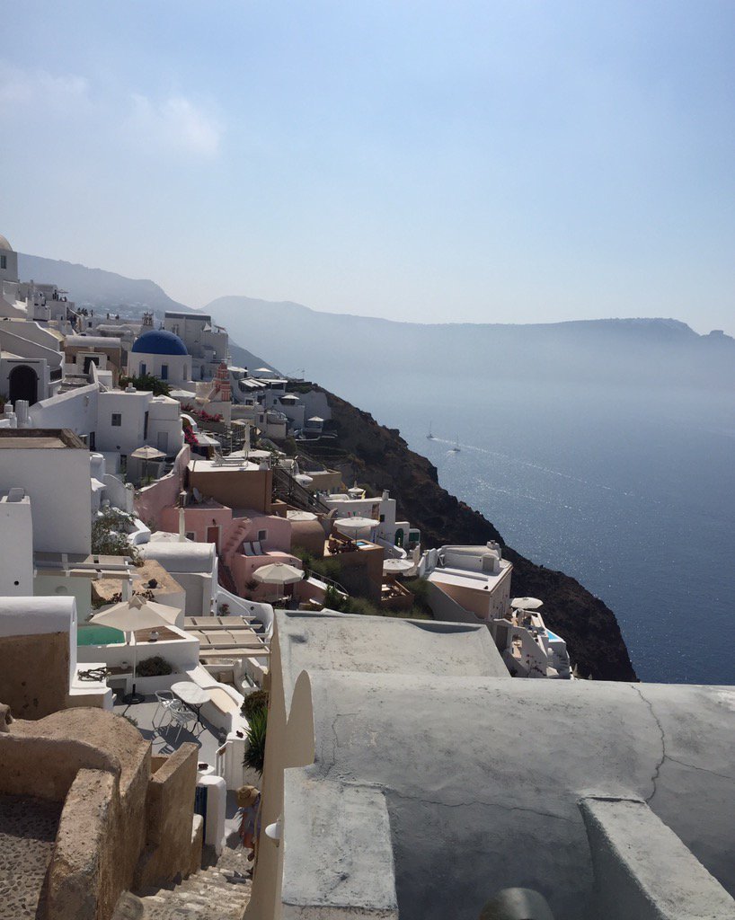 AbandonedPosts's tweet photo. Add Alpsal on snapchat for beautiful scenery filled adventures and traveling. https://t.co/dF3eRXsvzV