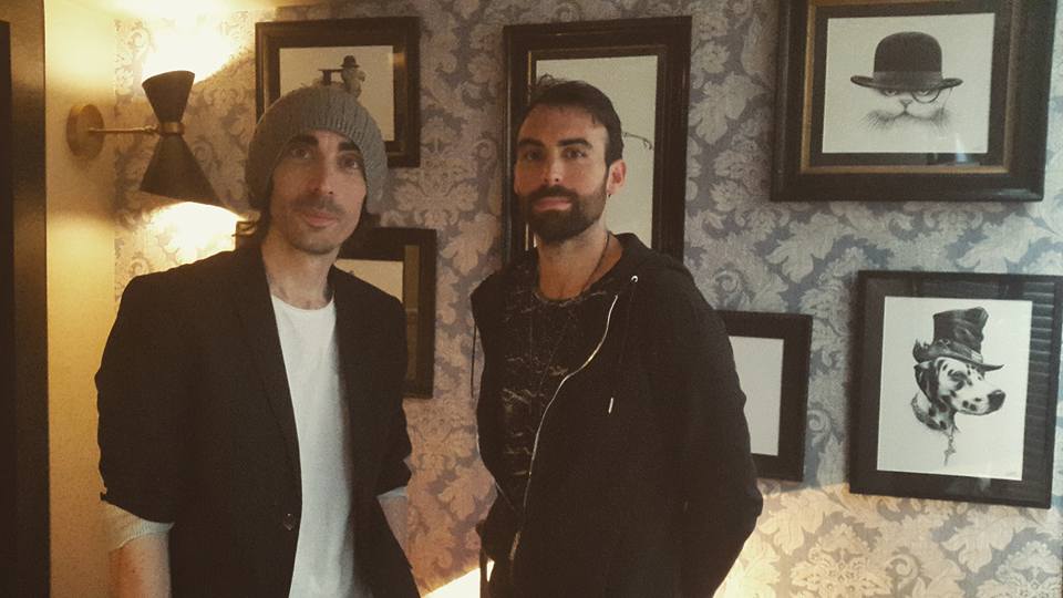OhDearVegas's tweet photo. Session d'interviews terminée pour la promo de notre EP "Summer Wolves" qui sort ce Vendredi 
Merci @eugeneenville ! https://t.co/r1rtxbhraz