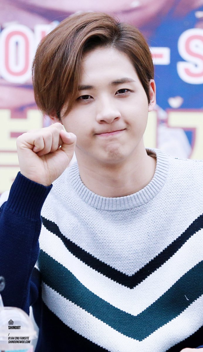 shin_dot's tweet photo. 신우 생일기념 짤털이를 해봅니다.. 알고보면 제일 애교많은 애교쟁이>-< ♡ #HAPPYCNUDAY #인간적으로갓신우생축 #태어나줘서고마워신우야 https://t.co/dU51guQB6N