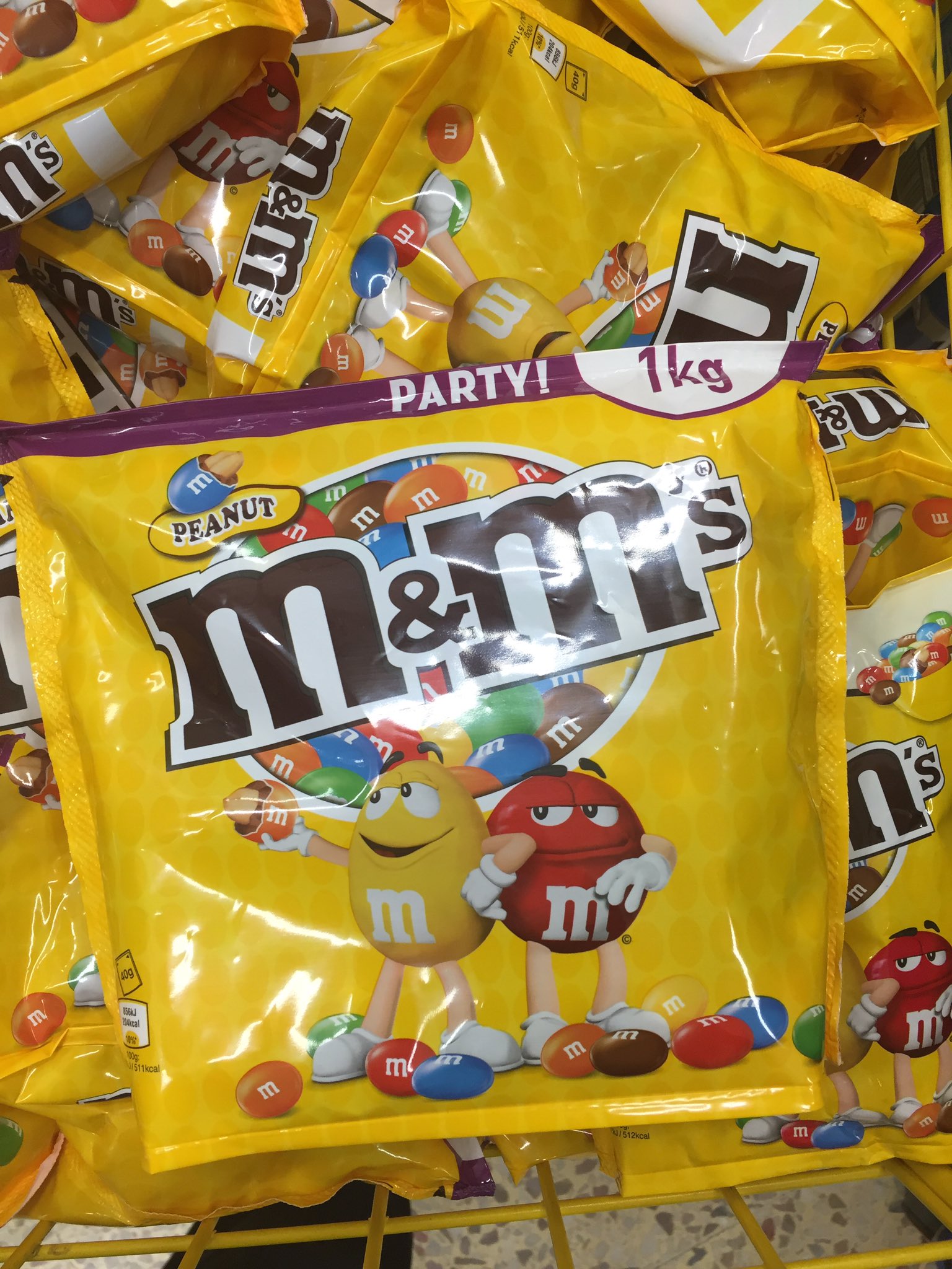 Jeremy Dyer on X: Tesco are selling 1kg bags of peanut M&M's. Not good  when you're trying to loose some weight. Need more will power   / X