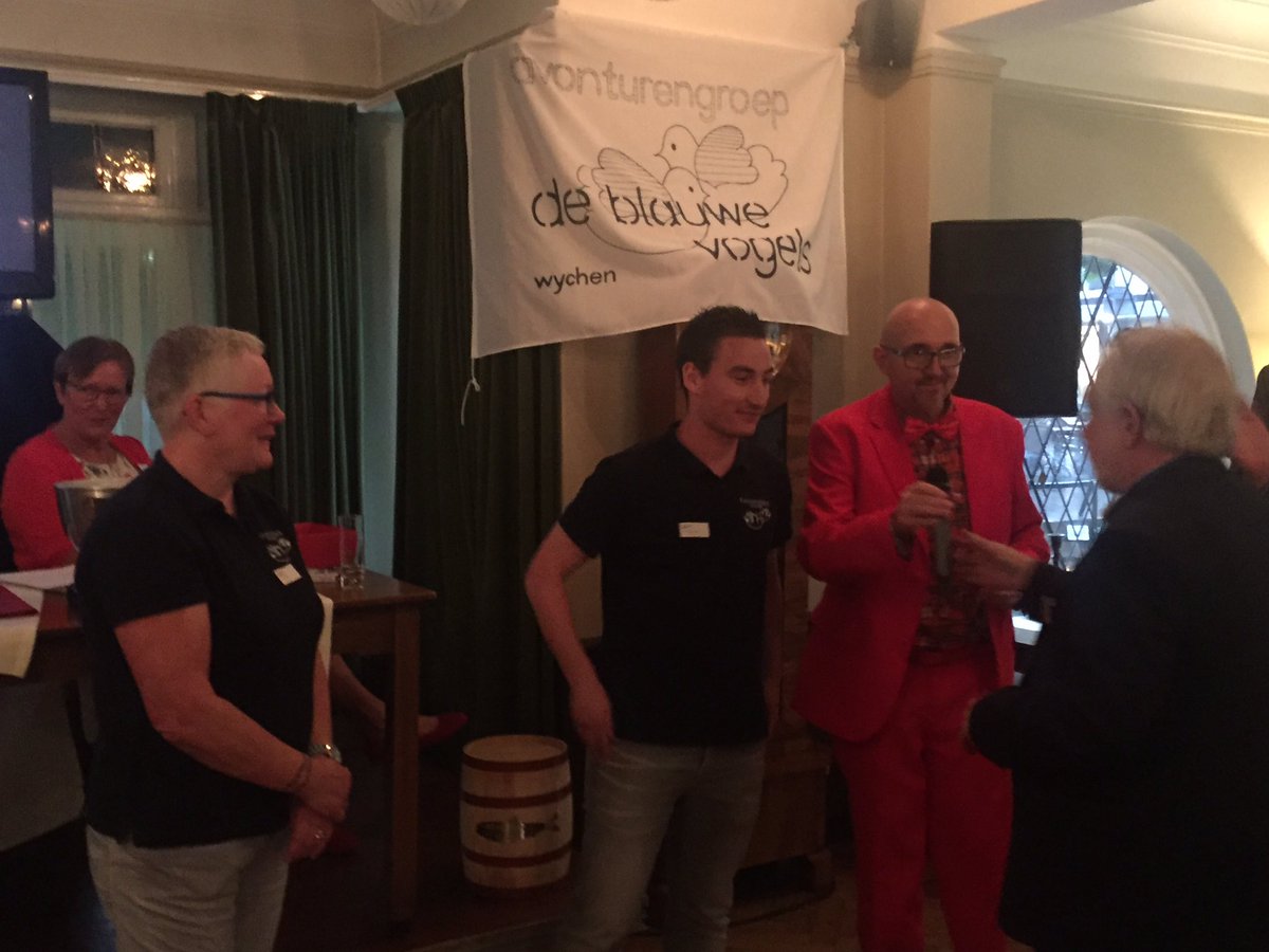 Opbrengst #haringveiling #wijchen 5304,70 !!! Dank aan alle gulle gevers! Gefeliciteerd Blauwe Vogels!!