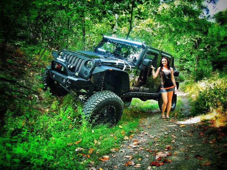 THEJeepMafia's tweet photo. #WCW ❤️💛💚💙💜
@Skull13freak @milania1997 @JeepJewel @_OhioJeepGirl_ @_Britt_Leigh @lisawescoat @Ke_LeeJ https://t.co/hYsTBMazI5