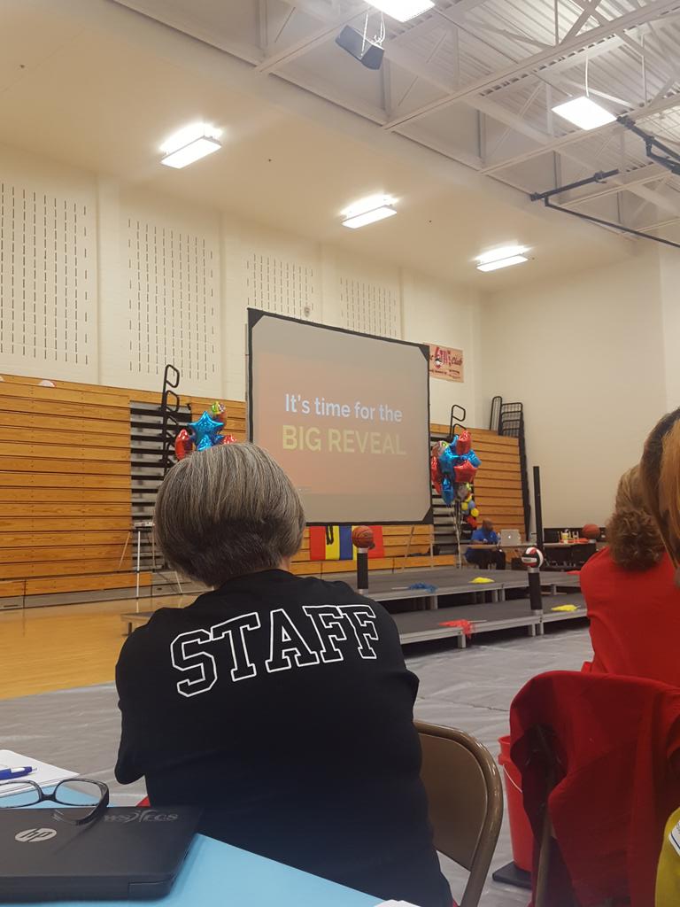 treblemaker90's tweet photo. The Big Reveal! @wsfcs @SedgeGardenES #wsfcsvalues https://t.co/GayksFO9bG