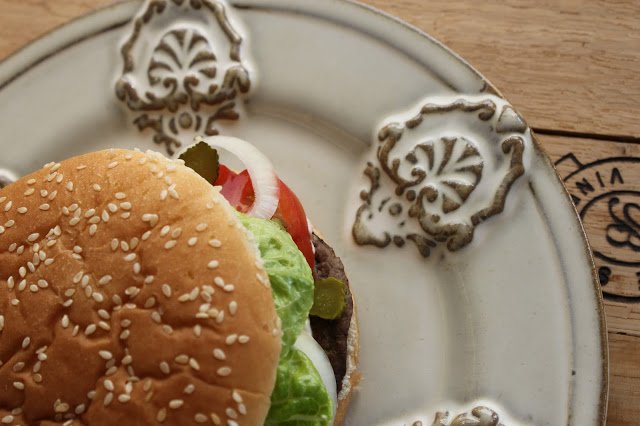 theorangetaste's tweet photo. Heute gab es super leckeren #Rostbeef #Burger, perfekt für einen gelungenen #EM Abend :)
https://t.co/Cii1EhB5U5 https://t.co/OPrYbXV5PG