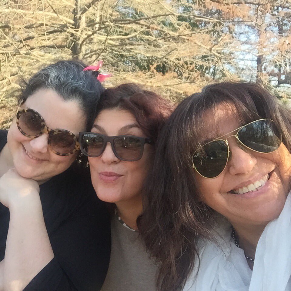 OviedoPat's tweet photo. @rothomasmakeup contame otra anécdota...jajajjaj https://t.co/AruXt8SvZz