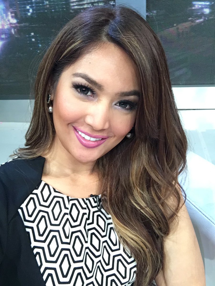 selenamaria_'s tweet photo. Yuk update @SMI_ANTV guys itung2 nunggu sahur ya kann 😉💋 https://t.co/w8afmTLPDX