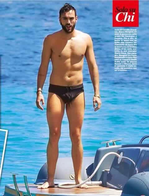 mengonismadking's tweet photo. Ma che bello il mare blu https://t.co/q7YSqYwIu7