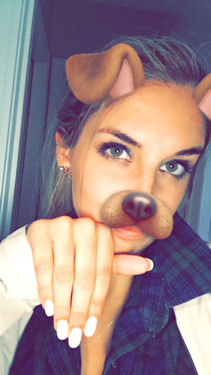 ilenayankoviak's tweet image. RT 4 me fav 4 cammers #PuppyEyes