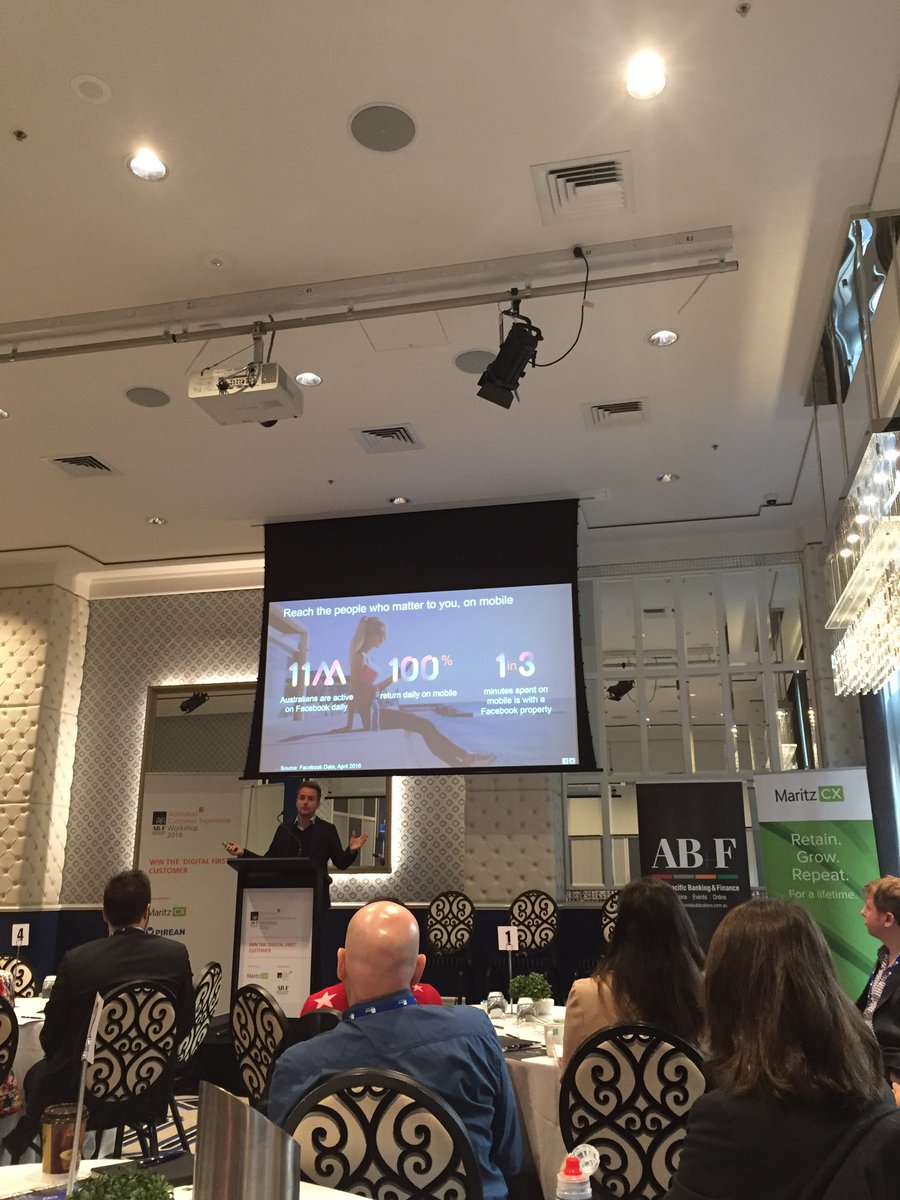 1 in 3 minutes minutes spent on mobile are spent on a Facebook asset. #cxworkshop