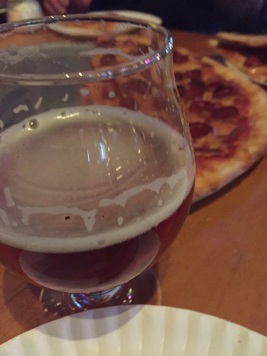 charlieroc111's tweet photo. How good is #ACME pizza paired with @avbc Basil IPA? Really, really good! #RRBW https://t.co/u4hwrGDOYV