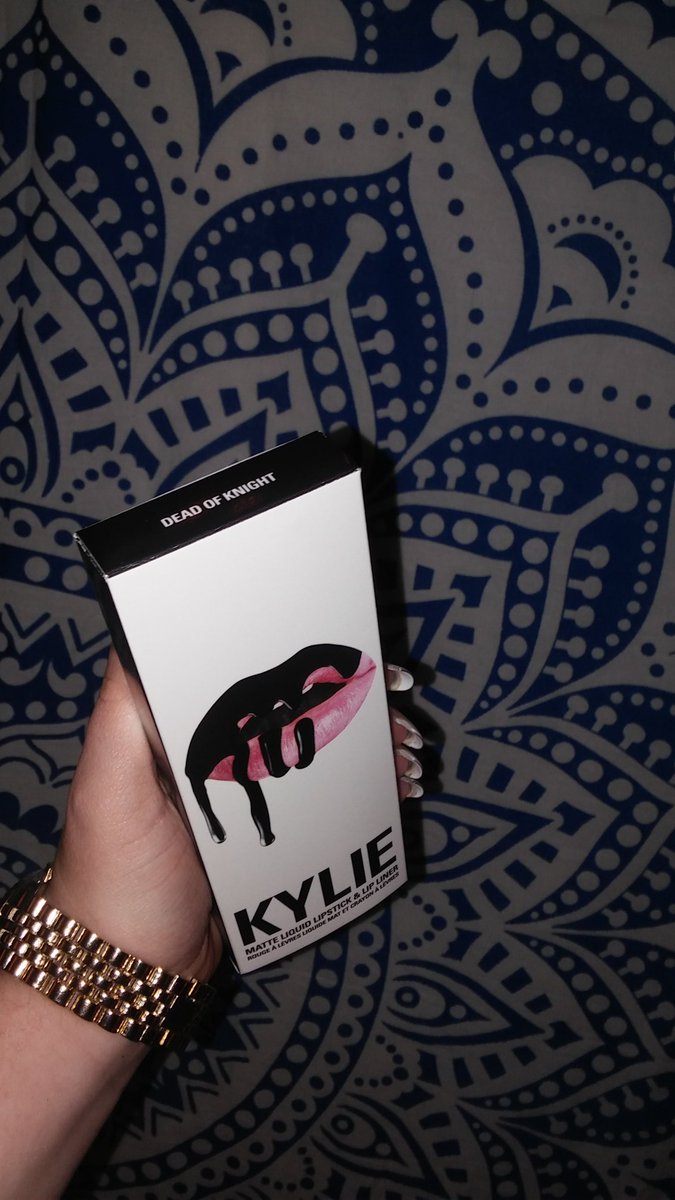 Shannnn156's tweet photo. @KylieJenner LOOK AT WHAT JUST CAME IN! Now i have #DeadOfKnight to add to my collection 😍😍 @kyliecosmetics https://t.co/zEbLZ1F4Pd