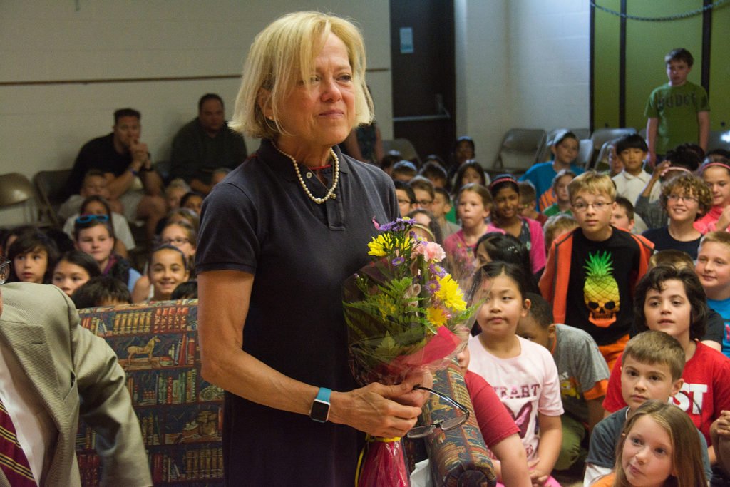 Ann Lenihan, 2nd grade teacher at Costello Elementary, is retiring after 47 years. schoollifetroy.com/2016/06/15/tha…
