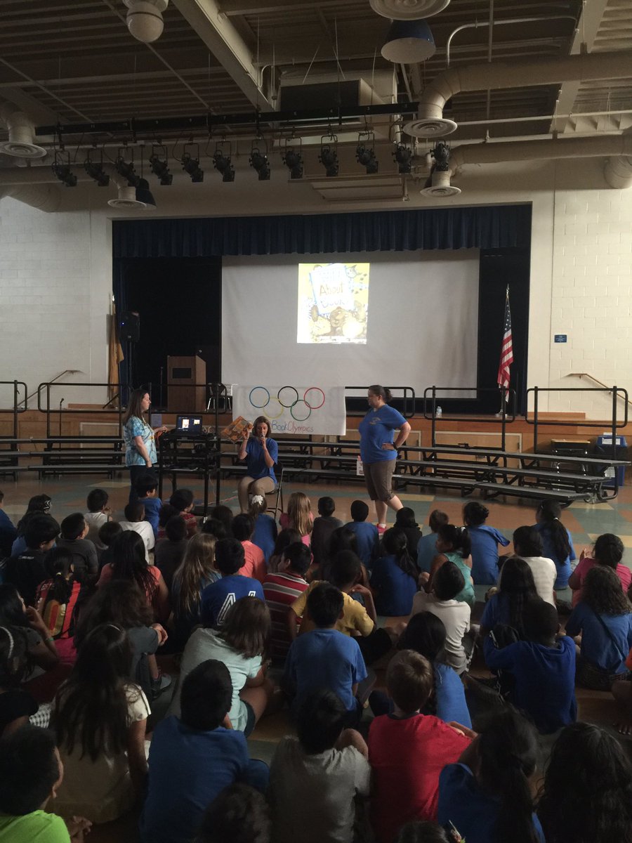 alipertiAP's tweet photo. The Summer Reading Kickoff Assembly at EMK was a huge success today!  #EWRSDBOOKOLYMPICS https://t.co/LJqzEkpH1w
