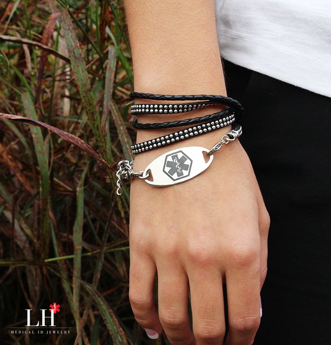 LaurensHopeID's tweet photo. Wrap bracelets are this #summer's hottest trend! Shop our line of wrap-style #medicalids! https://t.co/wOIgytreIM https://t.co/pnvYVwPROJ