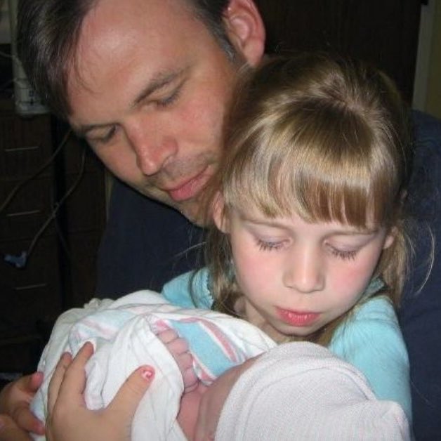 Sarahashleyyy00's tweet photo. It's so weird to think that she's actually 10 happy birthday jo #doubledidgets https://t.co/JDcAEzaju5