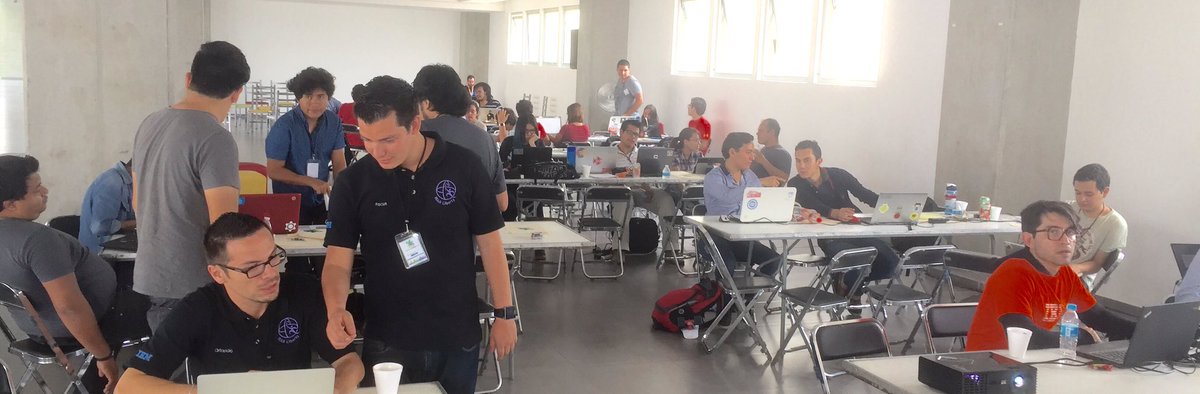 Manuel_Avalos_V's tweet image. @SmartCitiesHack kicked-off, now Hacking Time, let&apos;s help creating an Smarter City with @IBMWatson @WatsonIoT #MIND