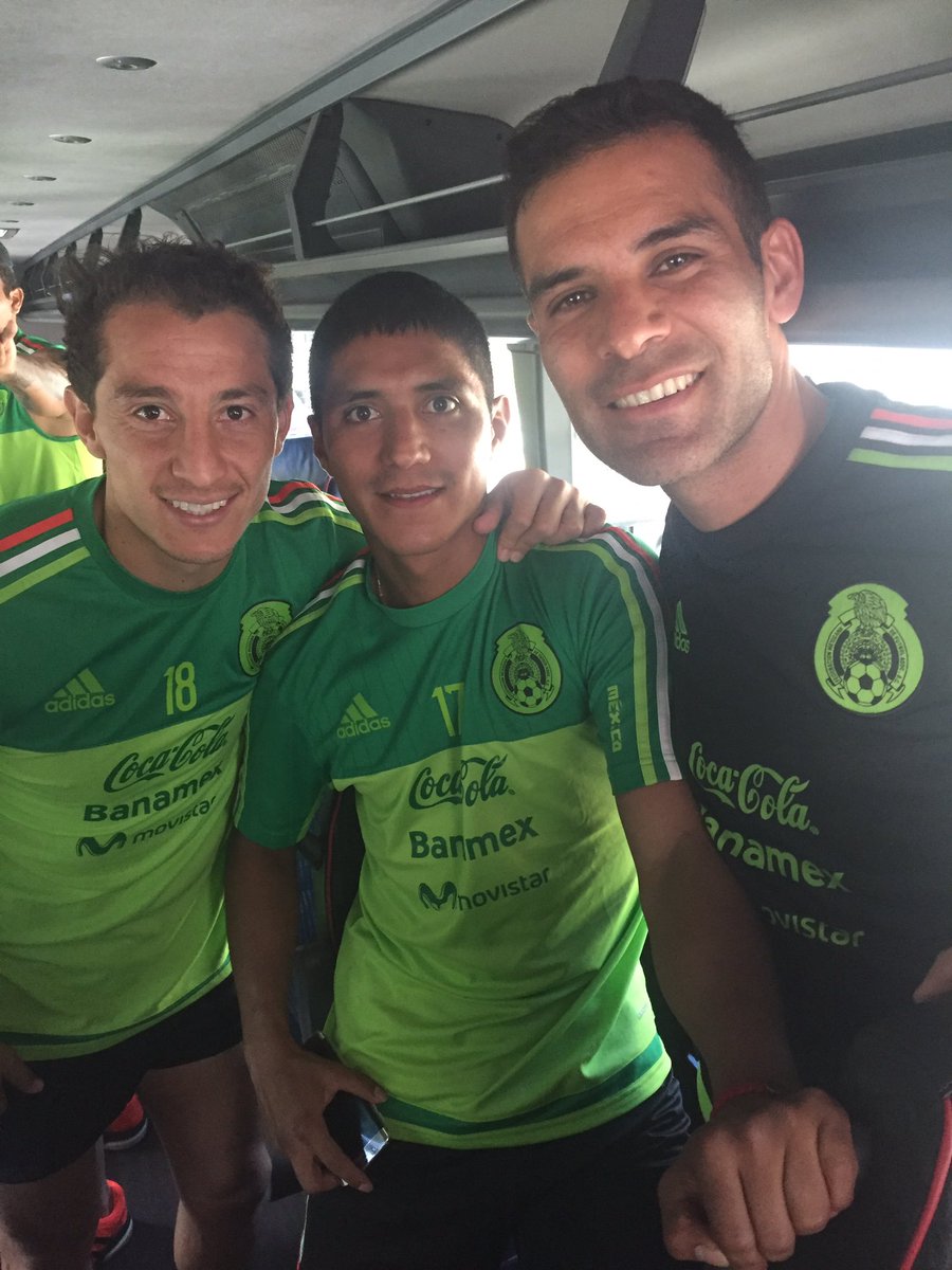 RafaMarquezMX's tweet photo. Bienvenido a los Zorros Cándido sé que con tu entrega nos ayudarás a conseguir grandes cosas! #4ctitud 🔴⚫️ https://t.co/VFVC4zjOKi