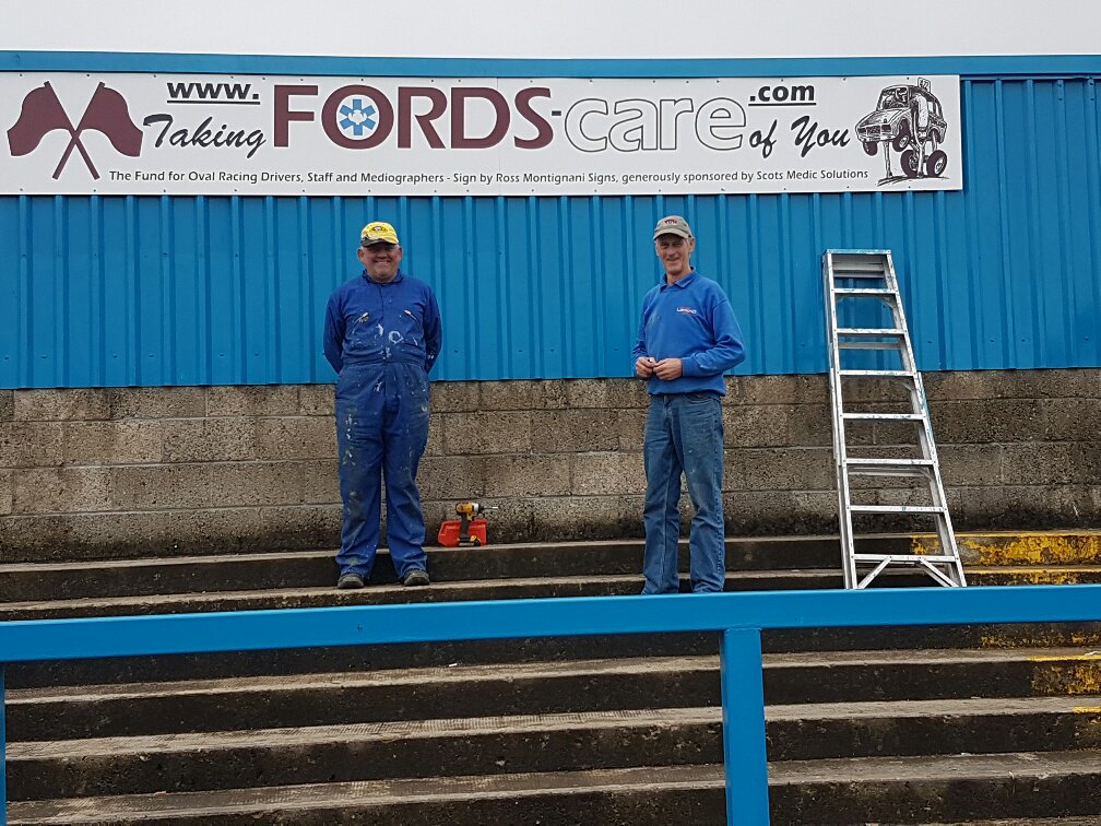 FORDScare's tweet photo. Thanks to @Racewall and Scots Medic Solutions see our Facebook for more details. https://t.co/l2aY7HudzQ