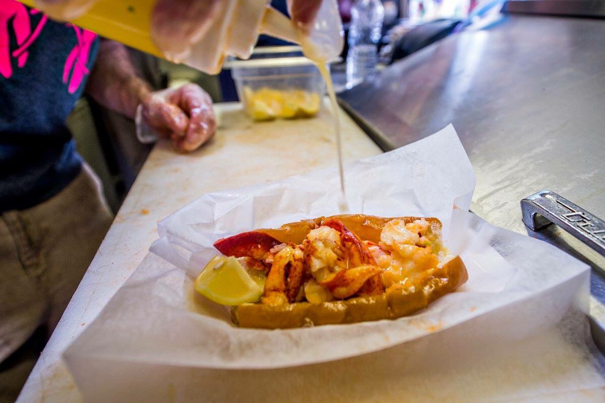 StreetFestATL's tweet photo. @cmlobsteratlanta hit that lobster with the drizzle!!! 
#streetfestatl #lobster #lobsterroll #foodie #foodtruck https://t.co/7vd6cjO9Pe