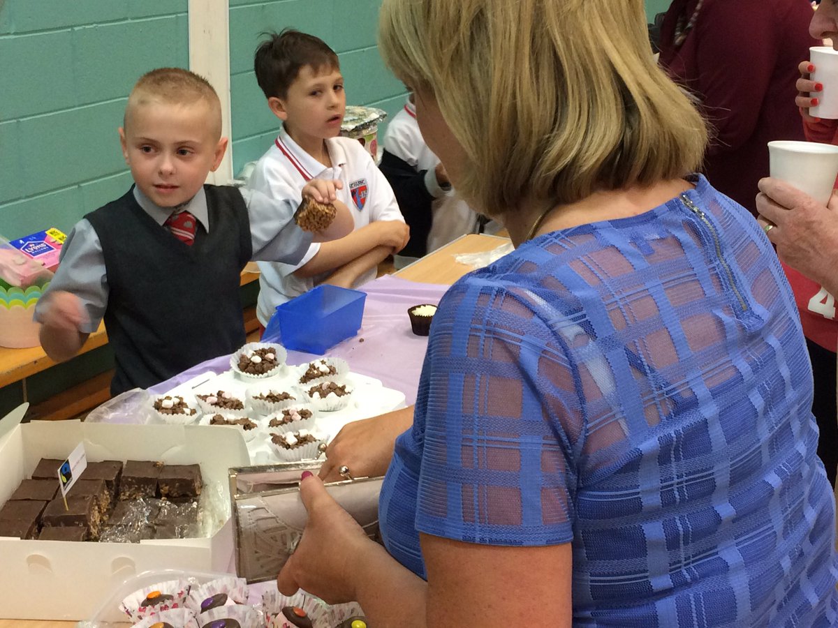 NewarkPrimary's tweet photo. Fair trade cafe was a great success! Raised £524.76👏🏼👏🏼👏🏼. Well done everyone😊😊 https://t.co/VNnUanDsiq
