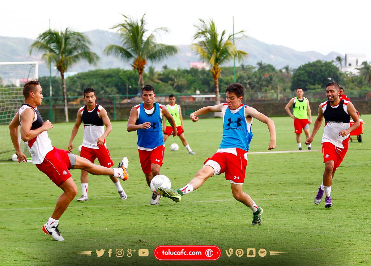 TolucaFC's tweet photo. Gran intensidad en el entrenamiento de este miércoles en Acapulco. #PretemporadaDiablo https://t.co/tXFAFXhFtj