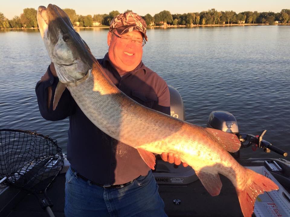 Epicguideservce's tweet photo. Slime time! #Wisconsin #rangerboats #fish #fishingguide #whatgetsyououtdoors #Musky #muskyhunter ##yamahaoutboards https://t.co/ZrxCq3tn2G