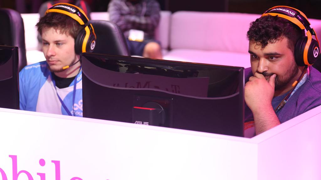 TMobile's tweet image. .@Cloud9 is stealing the show here at the #DefenderOfData Lounge! #E32016