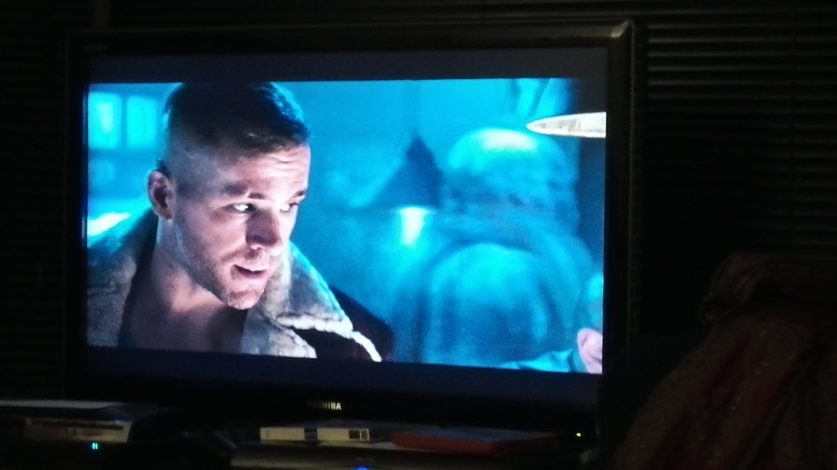 aisha_anime's tweet photo. Watching #deadpool cause #hellokittyswag #wittybants xD https://t.co/rFTzA4ExdF