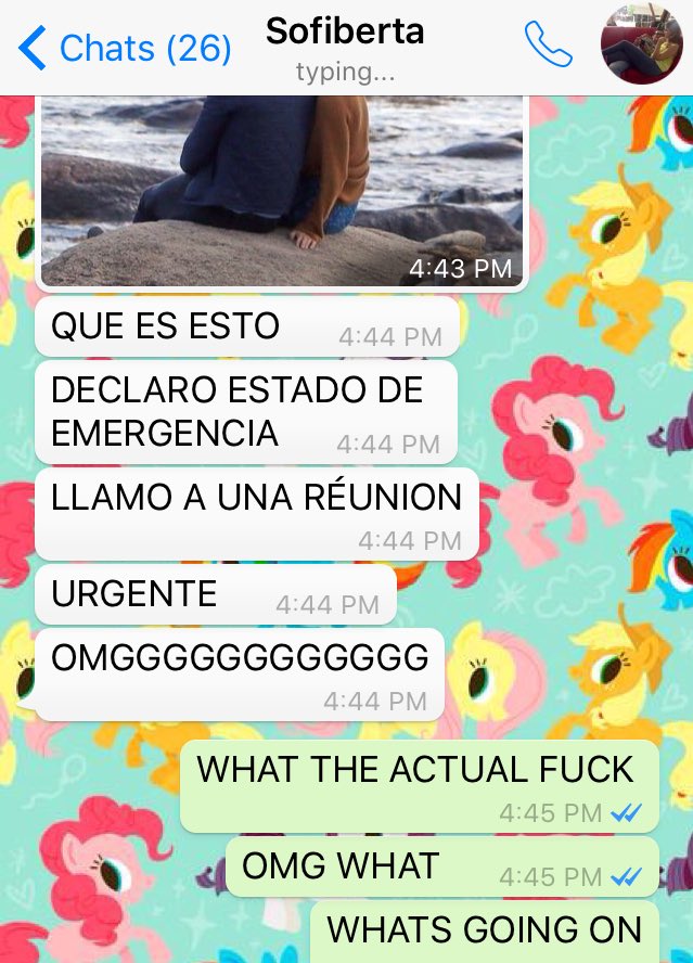 FaOrozco's tweet image. No se preocupen, me enteré de Taylor y Tom de la manera más adecuada. #LAHEBILLADEUNCINTOOOO