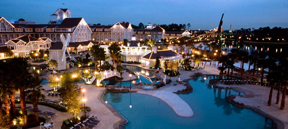 BrownConnect's tweet photo. 2-Year Old Body Found at Disney Resort https://t.co/qEAgIF2Ez8 https://t.co/ZvtpYD20py