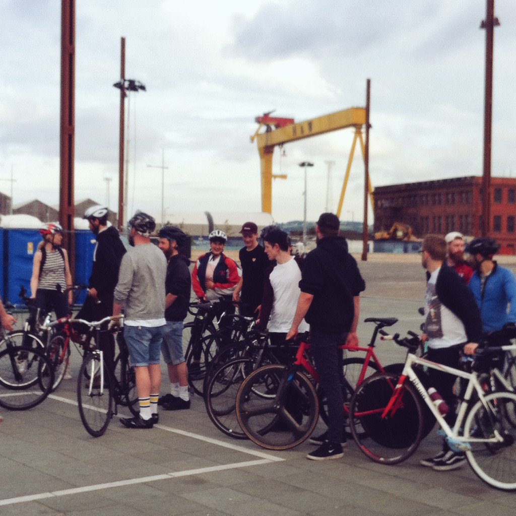 thefredfestival's tweet photo. Beautiful spin through Belfast this evening at the @FellowBicycleCo #nightride - great bunch thanks for organising. https://t.co/bYVAkJ8HfR