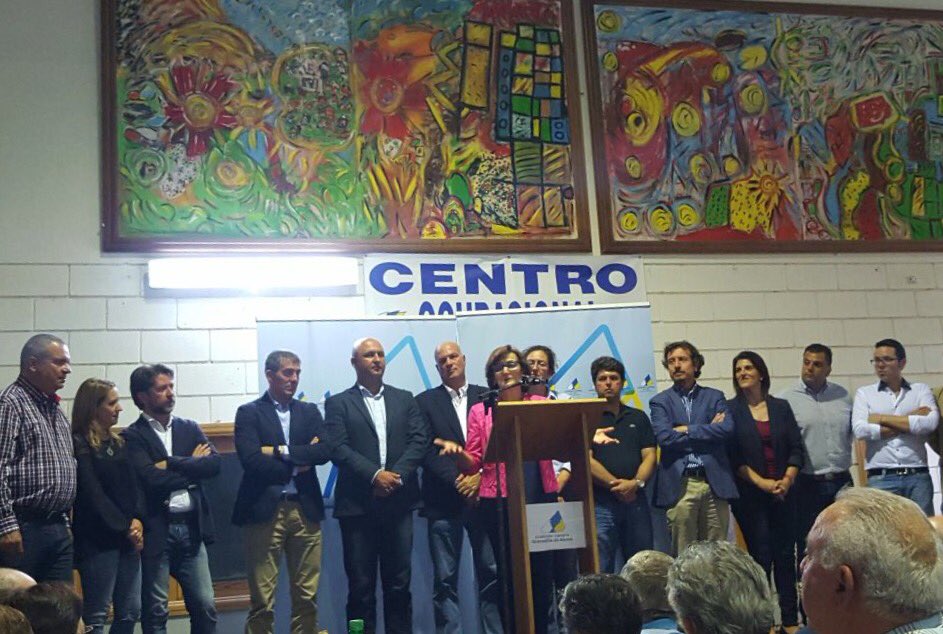 josemanuelpitti's tweet photo. En Granadilla, con @MariaGasparCC @EquipoClavijo @carlosislatener y simpatizantes @coalicion #Sur #sinosrepresenta https://t.co/Tzx2MfLjQ1