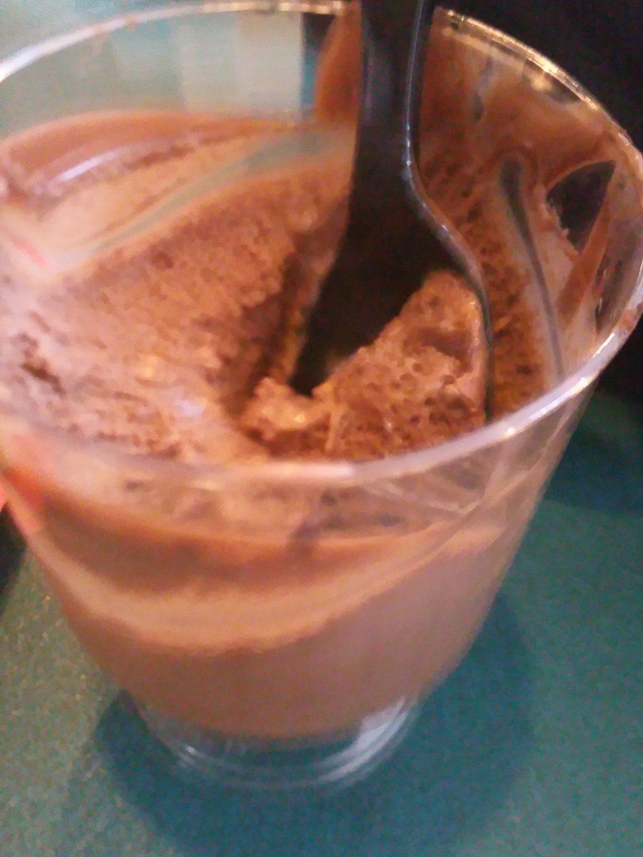 DRLARRYOFFICIAL's tweet photo. NO #LAXATIVES IN HERE
#SUCKITMANAGER
#REALFOOD 
#DRLARRYDOESAMERICA https://t.co/hIgFBADVed