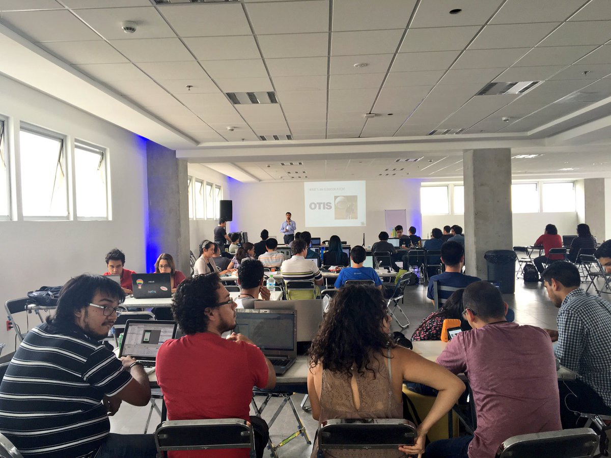 SmartCitiesHack's tweet image. ¡Hoy arrancamos con un día lleno de workshops de @IBMBluemix @IBMWatson IoT, @thalesgroup y Rocket Pitches!