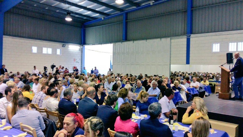josemanuelpitti's tweet photo. Llenamos Granadilla @MariaGasparCC @EquipoClavijo @carlosislatener @rdavmam y @coalicion #Sur #sinosrepresenta https://t.co/A74PkC2bBG